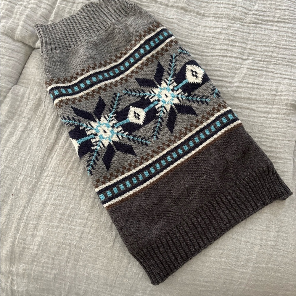 Cozy Gray Patterned Dog Sweater